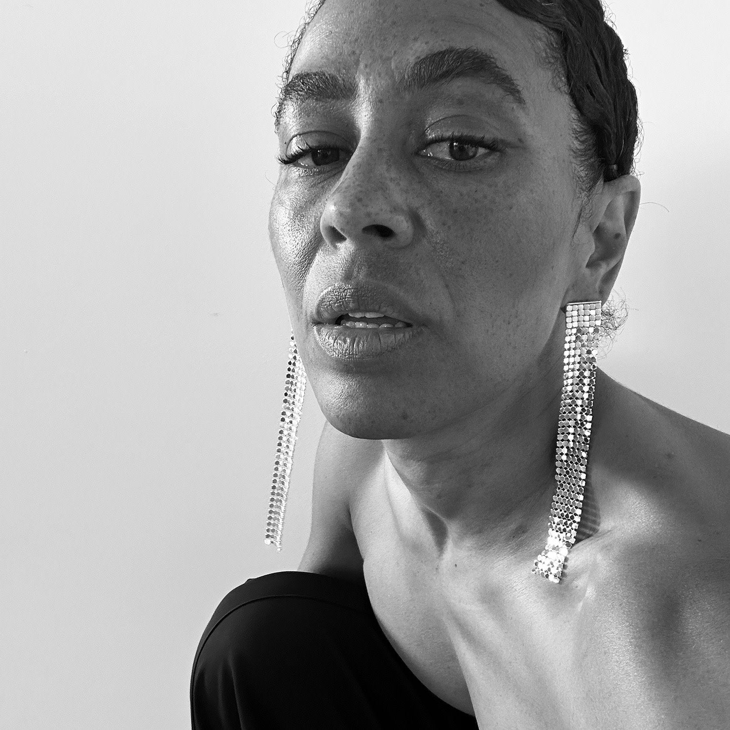 The Caress Earring - Gold