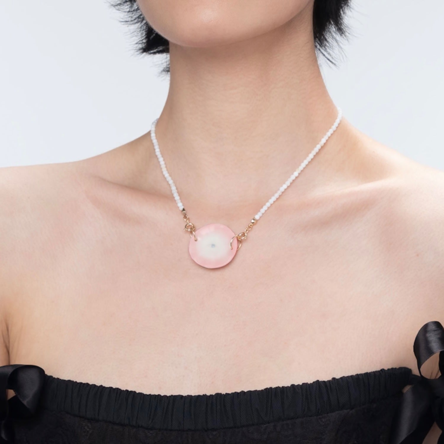The Cup Theater Mini Porcelain Plate Shell Beads Necklace