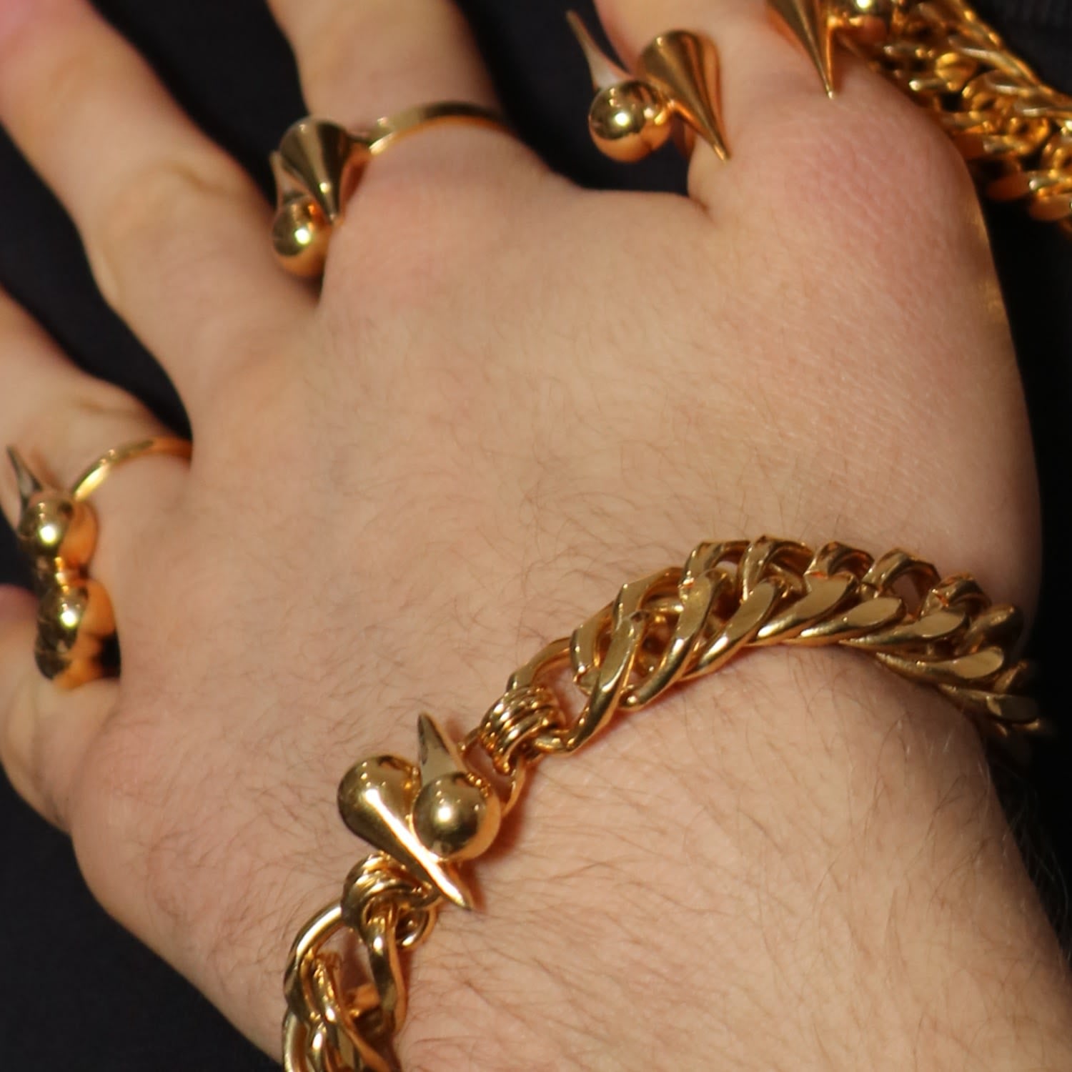 The Drop Bracelet In Gold