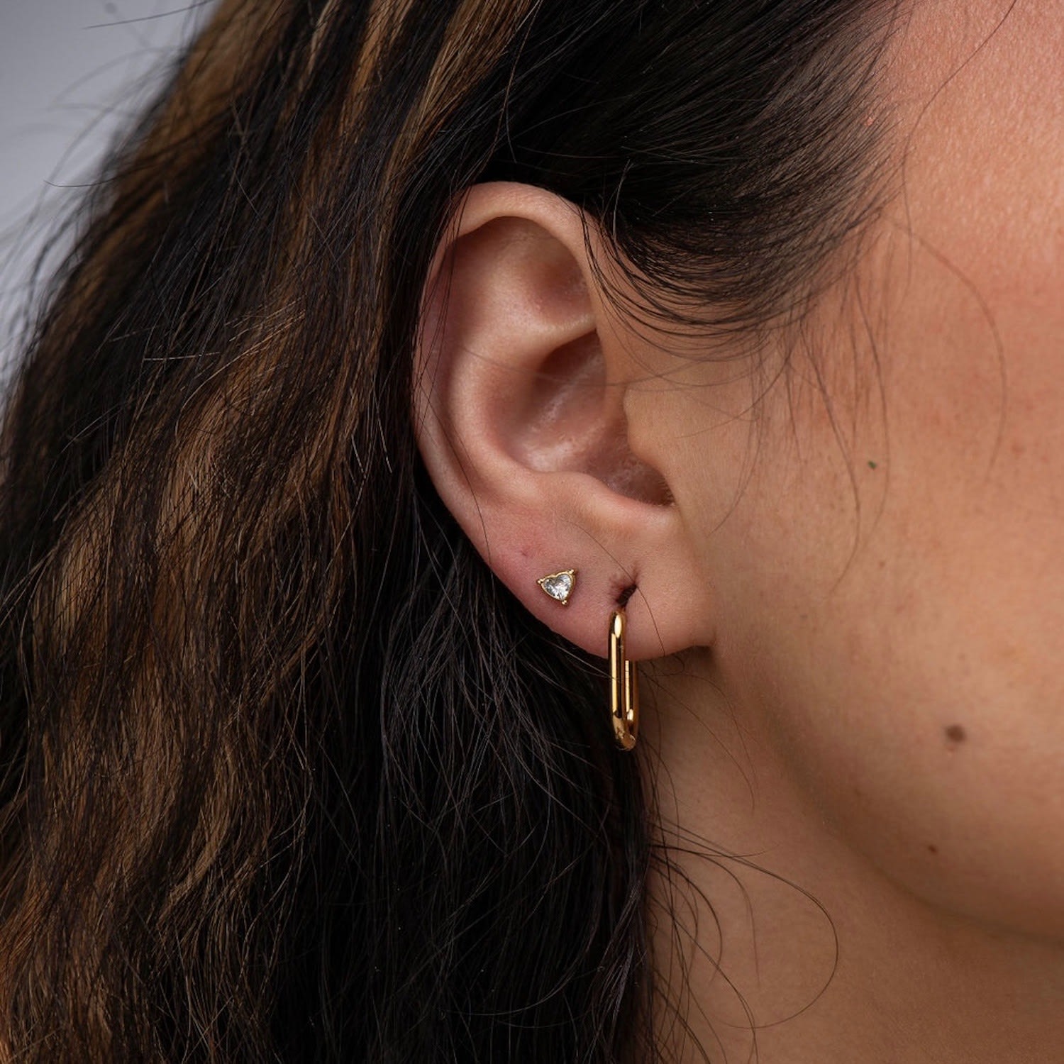 The Erin Mini Oval Tarnish Free Gold Hoops
