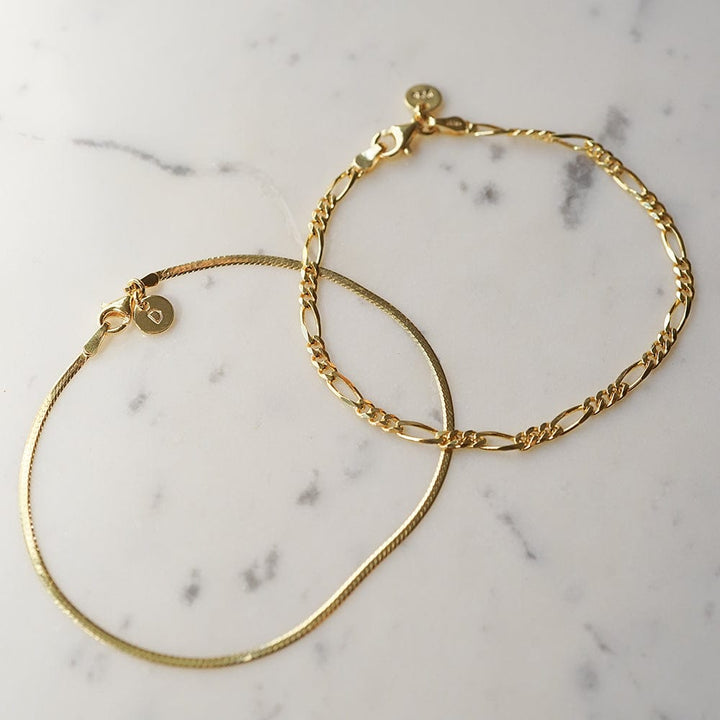 extra-fine-bracelet-stack-18ct-gold-plated-daisy-london