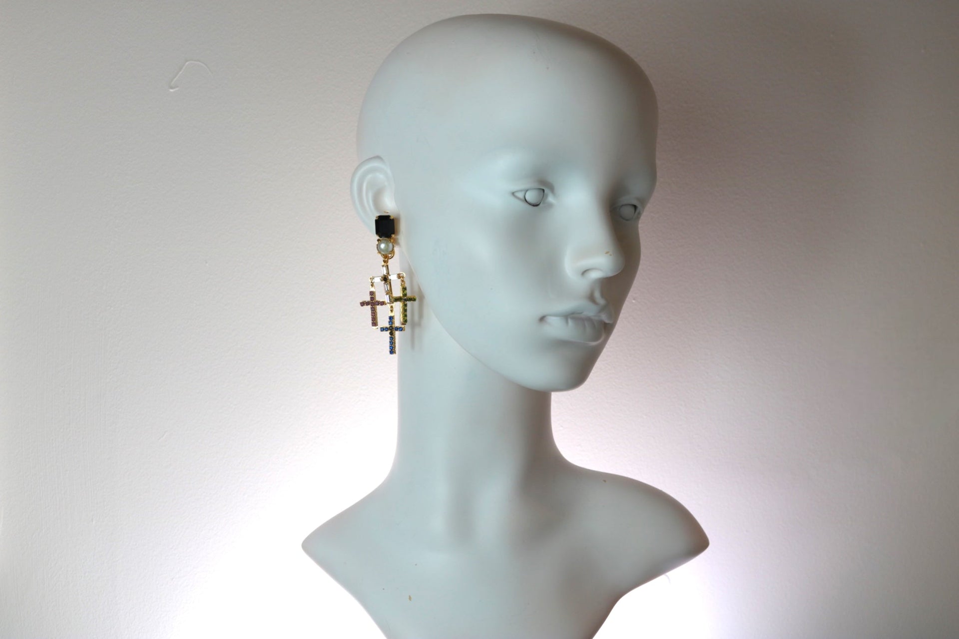 The Four Cross Earrings - Clip