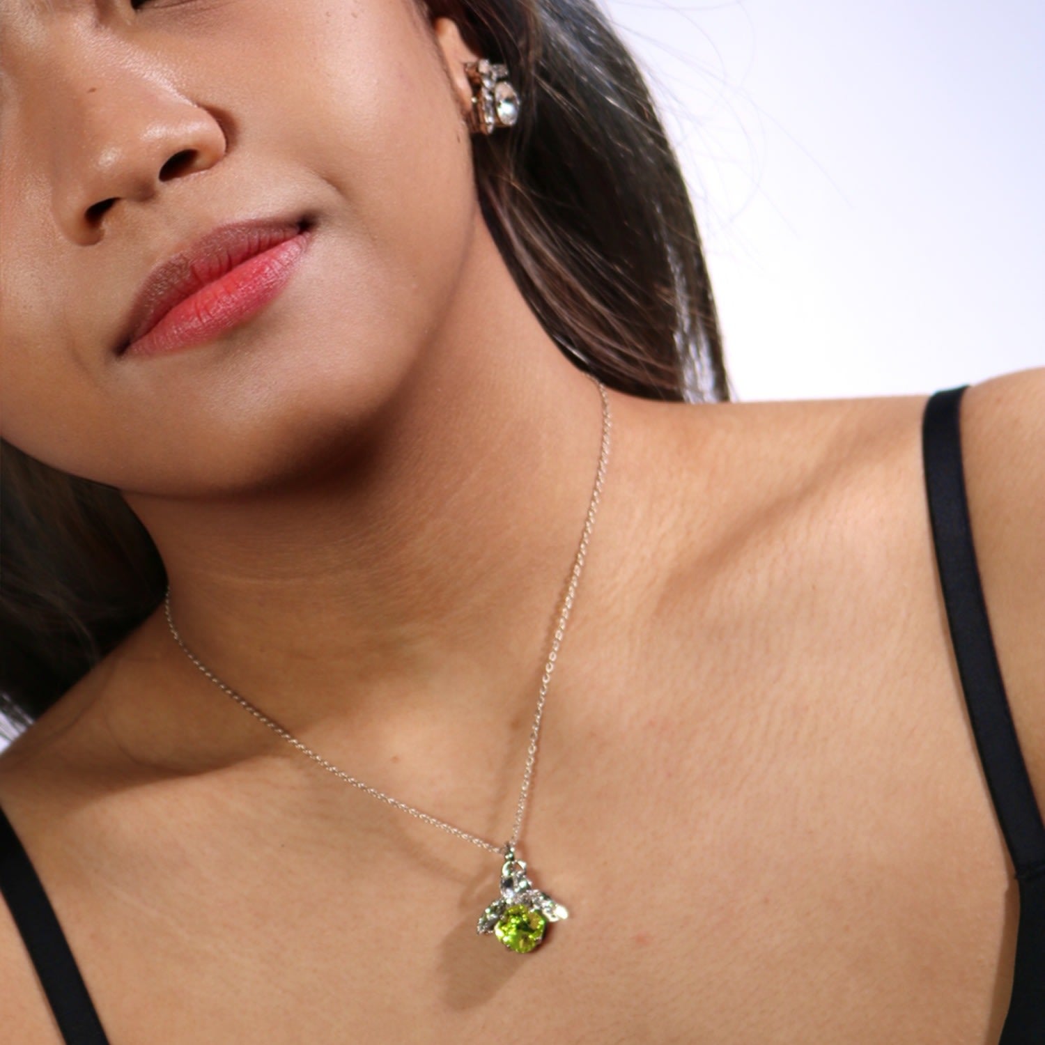 The Green Bee Necklace In Platinum - Long