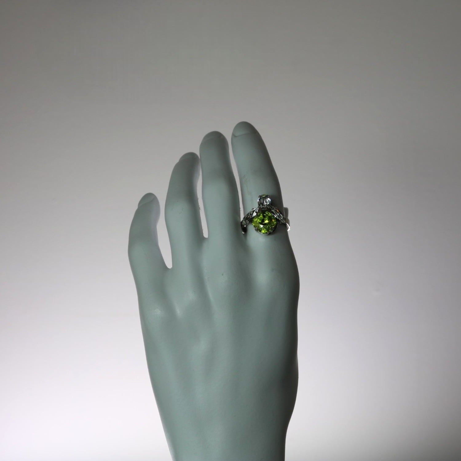 The Green Bee Ring In Platinum