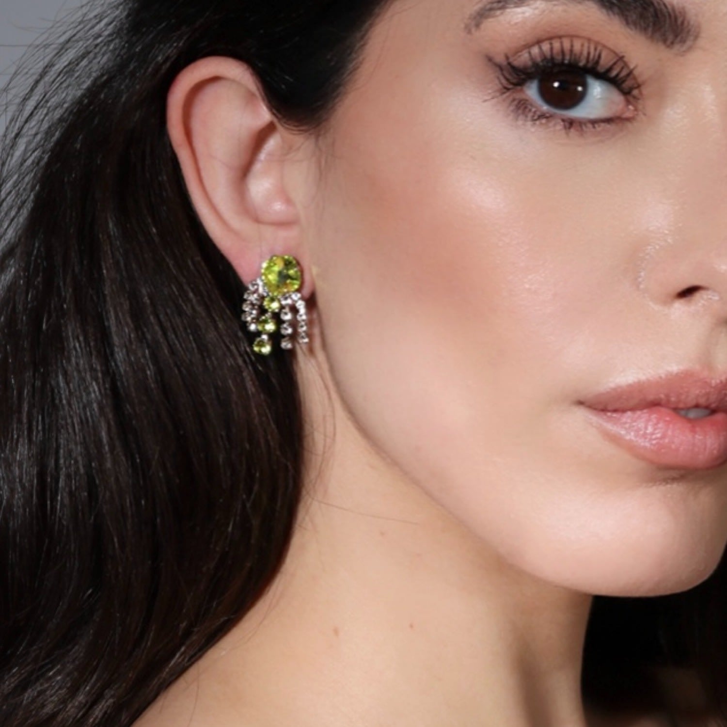 The Green Sparkler In Platinum