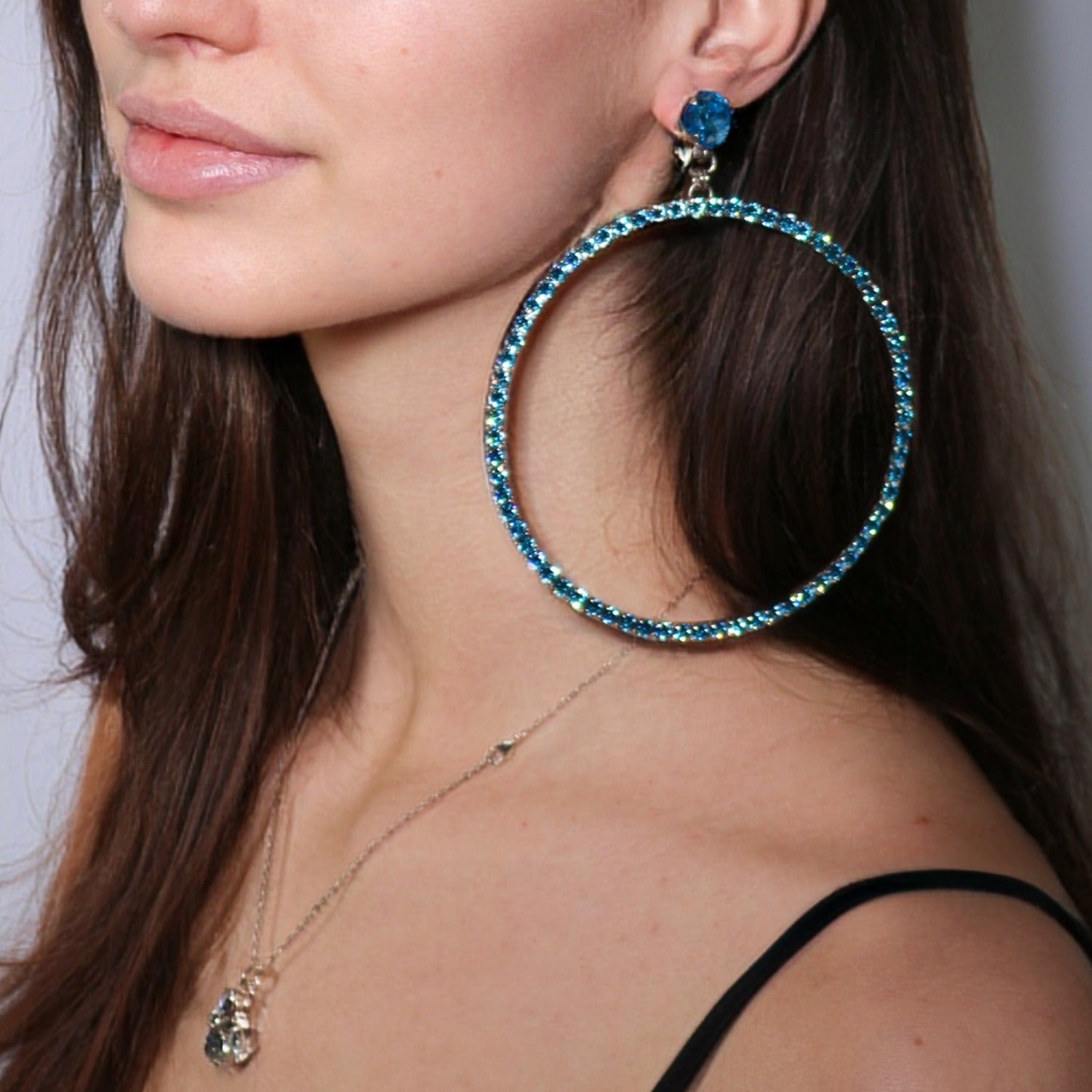 The Jumbo Blue Hoop Earrings In Platinum - Clip