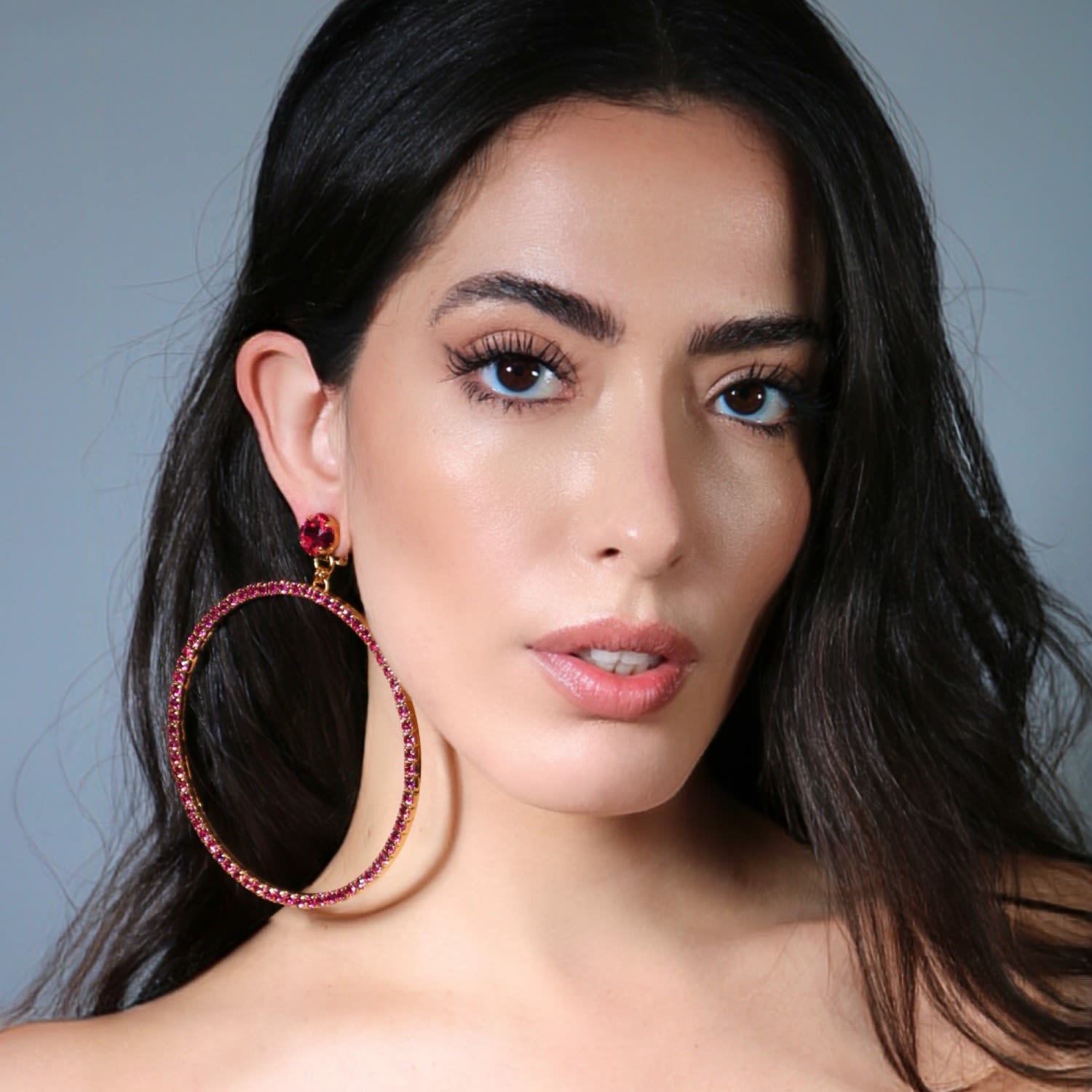 The Jumbo Pink Hoop Earrings In Gold - Clip
