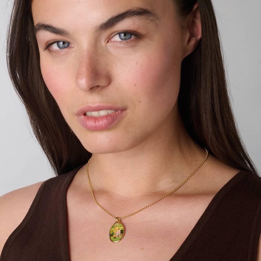 The Keepsake Oval Photo Necklace in Gold Plating