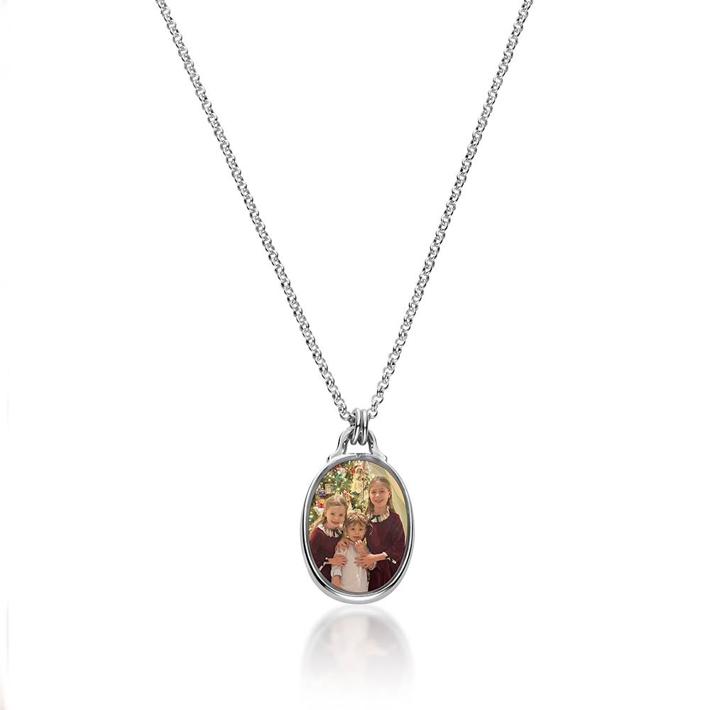 The Keepsake Oval Photo Necklace in Silver