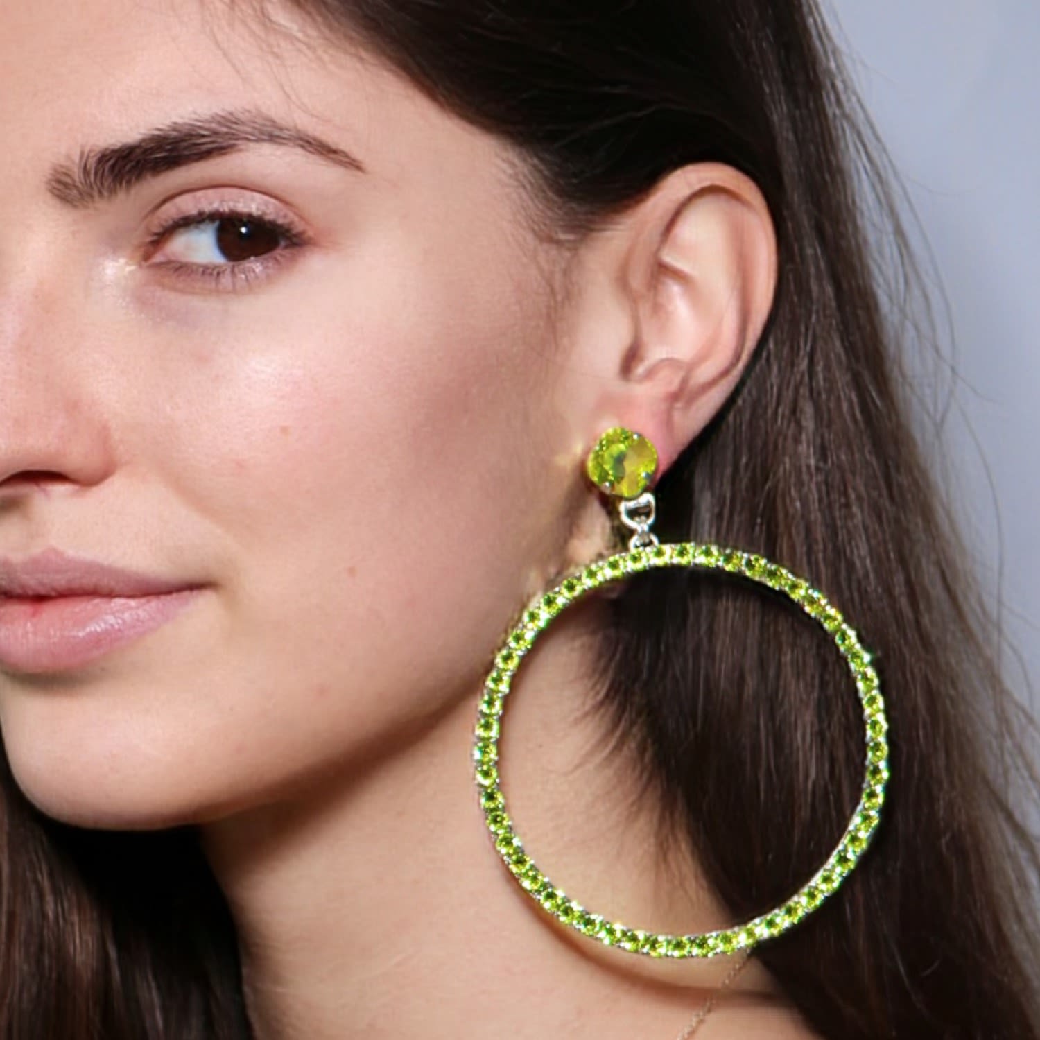 The Large Green Hoop Earrings In Platinum - Pierced
