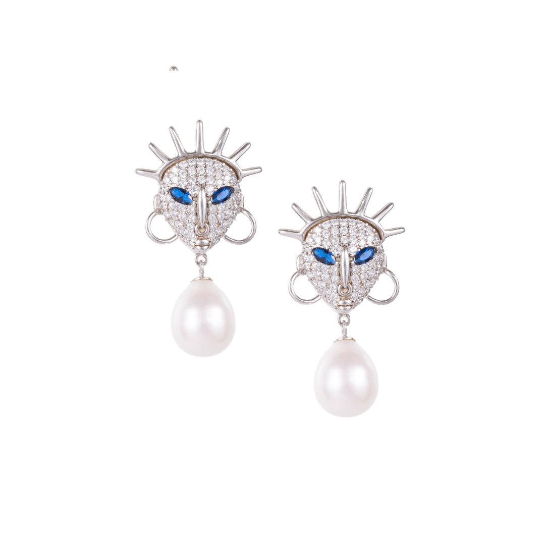 Ìdólá Large Pearl Drop Earrings – Platinum-Plated With Sapphire Accents