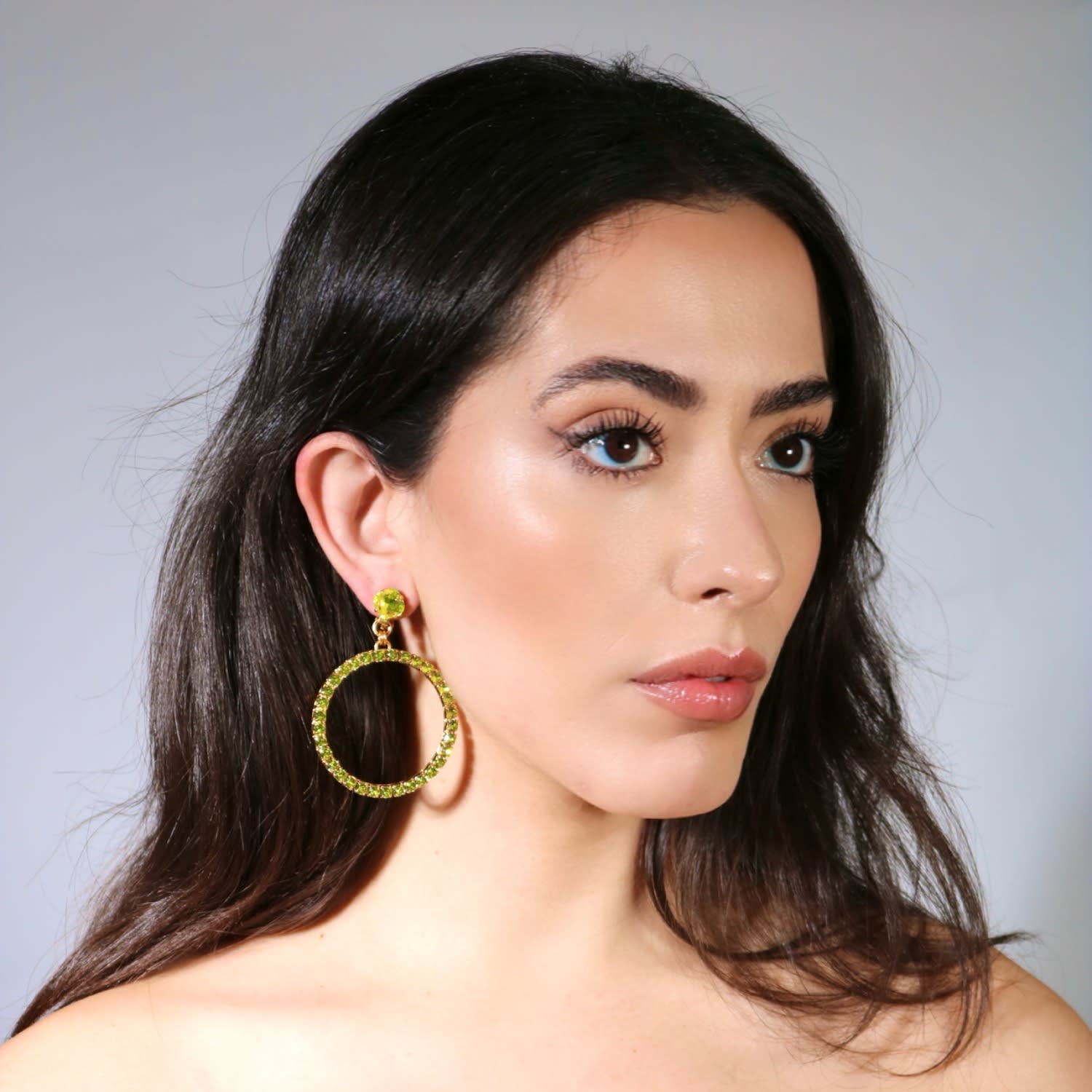 The Medium Green Hoop Earrings In Gold - Pierced