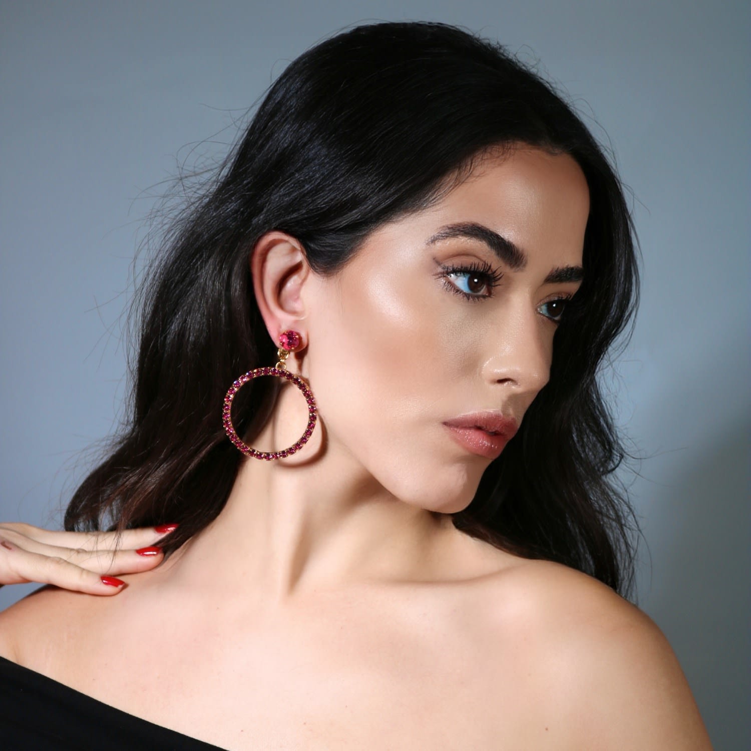 The Medium Pink Hoop Earrings In Gold - Pierced