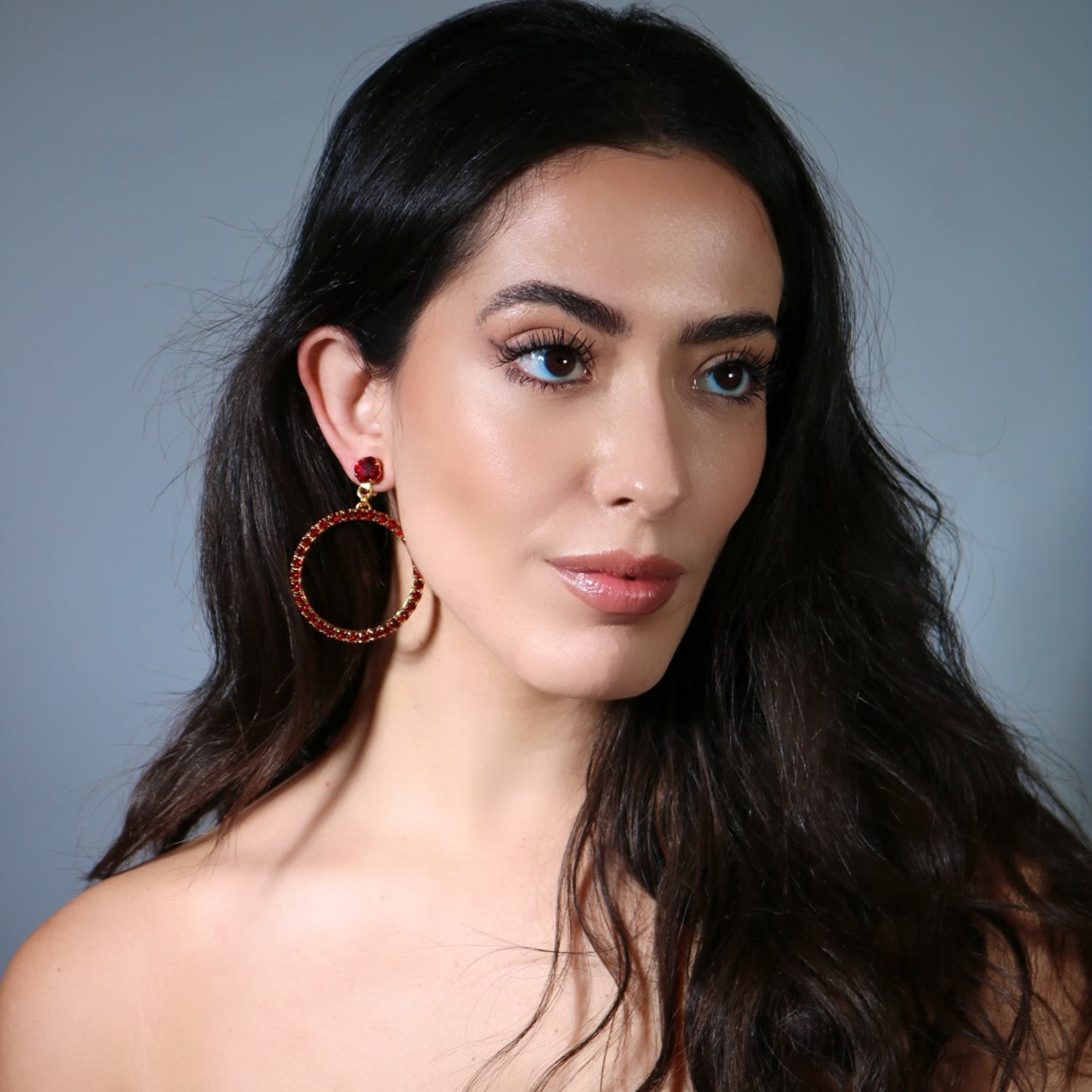 The Medium Red Hoop Earrings In Gold - Pierced