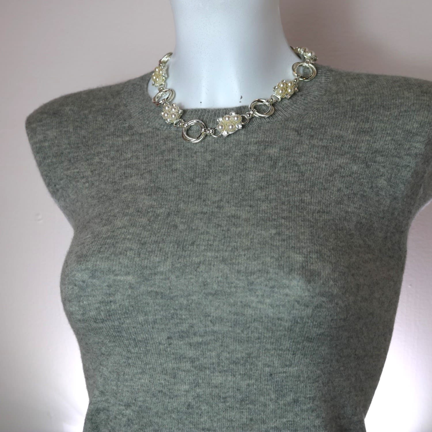 The Pearl Cluster Necklace