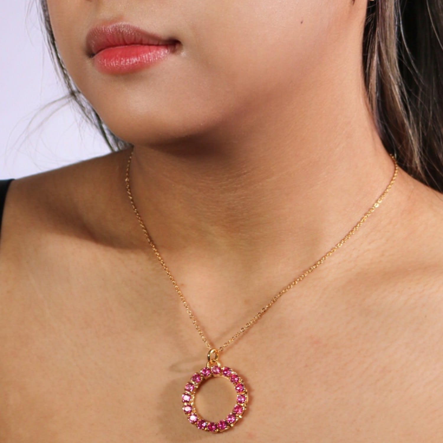 The Pink Hoop Necklace In Gold - Short
