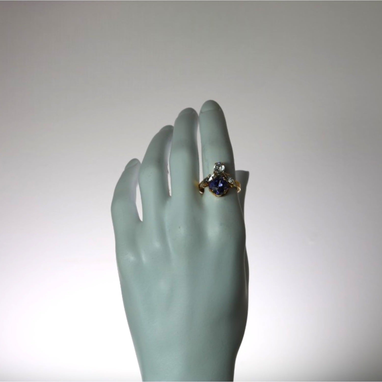 The Purple Bee Ring In Gold