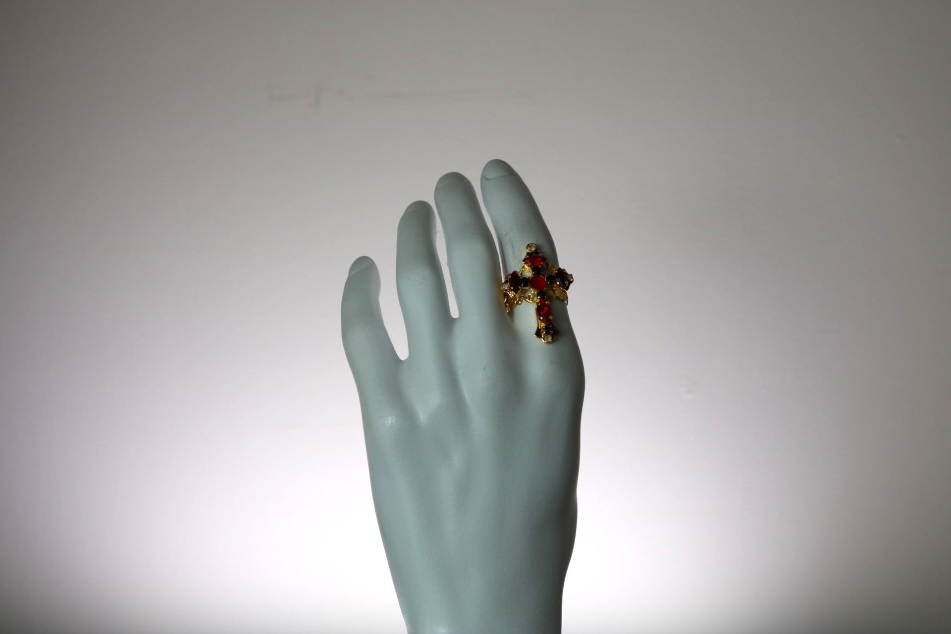 The Red Cross Ring In Gold