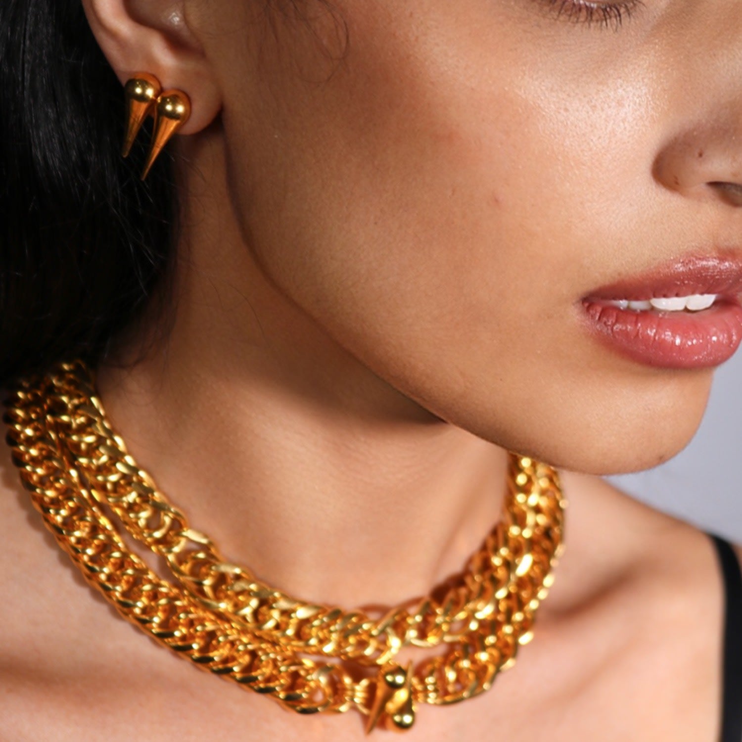 The Single Stud Earrings In Gold