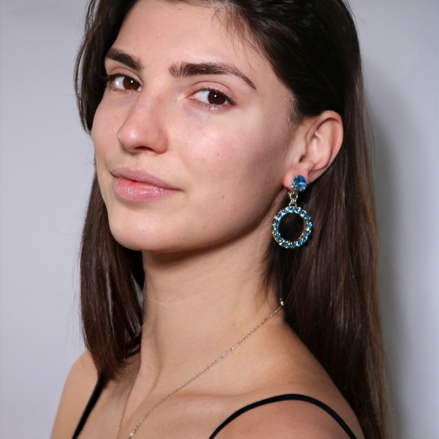 The Small Blue Hoop Earrings In Platinum - Clip