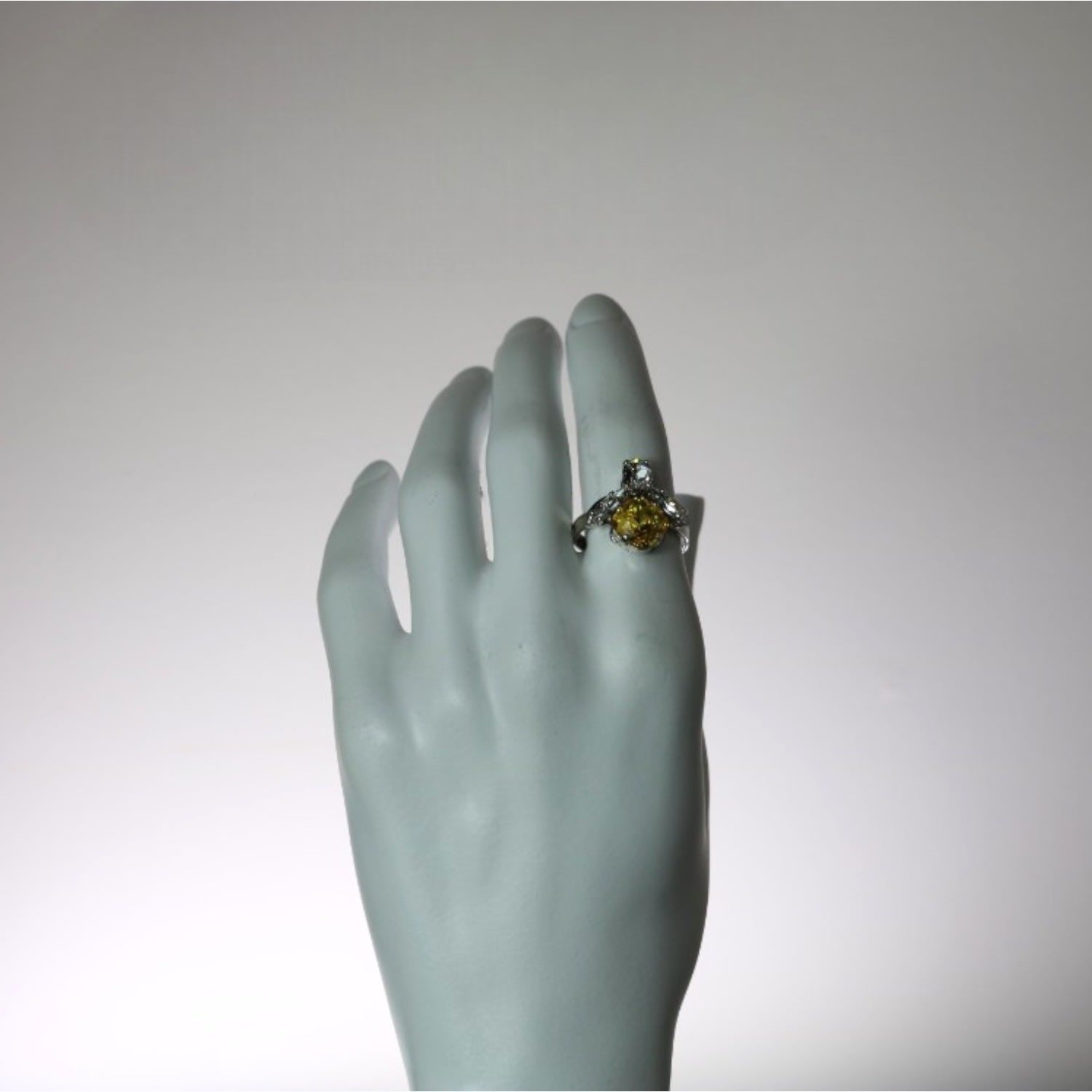 The Yellow Bee Ring In Platinum