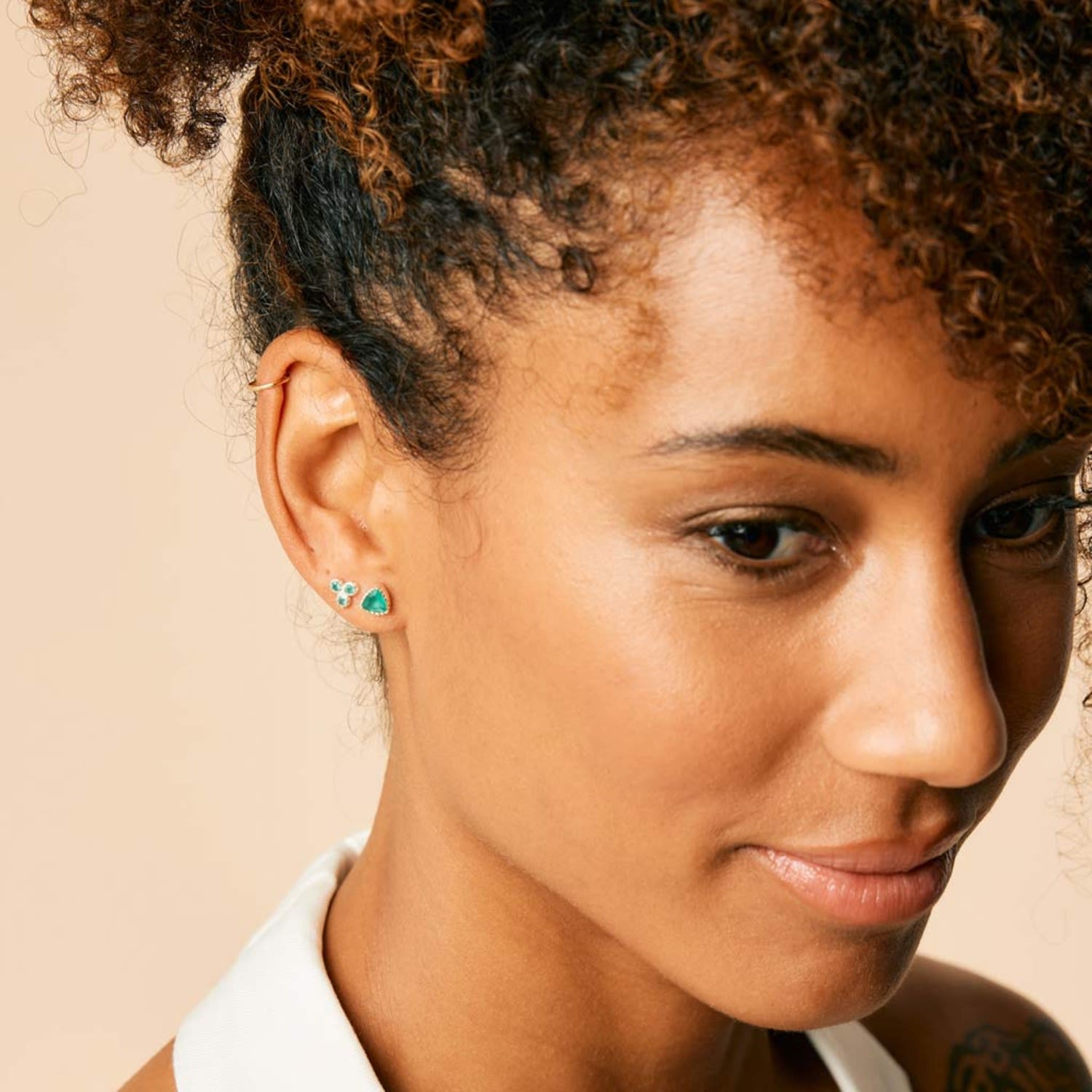 Threeni Silver Stud Earrings - Green Onyx