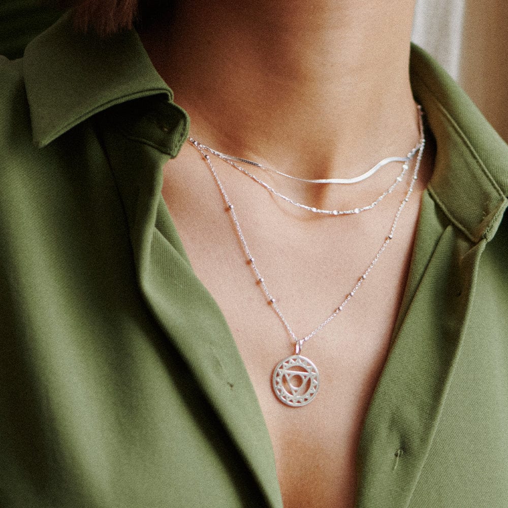 throat-chakra-necklace-925-sterling-silver-daisy-london