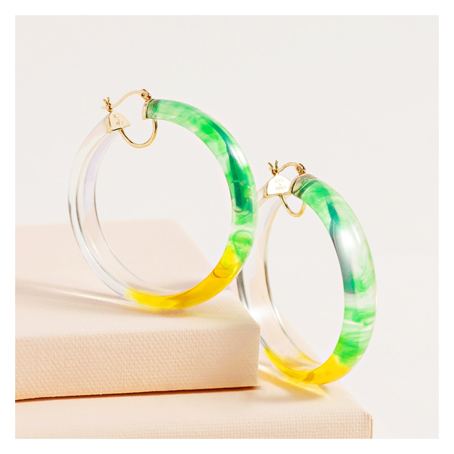 Tie Dye Slip On Bangle In Green And Yellow