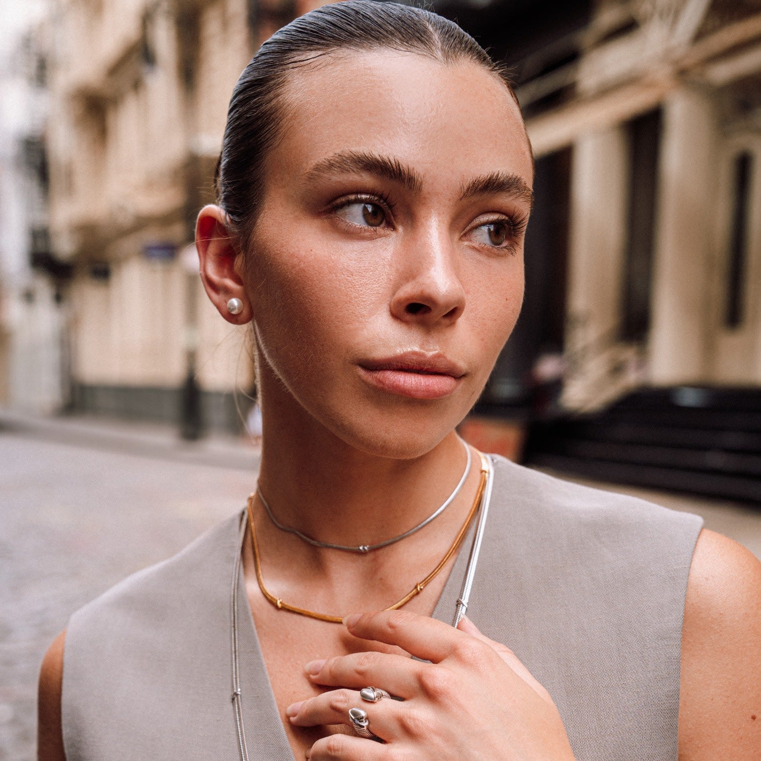 Timeless For Me Pearl Stud Earrings - Gold