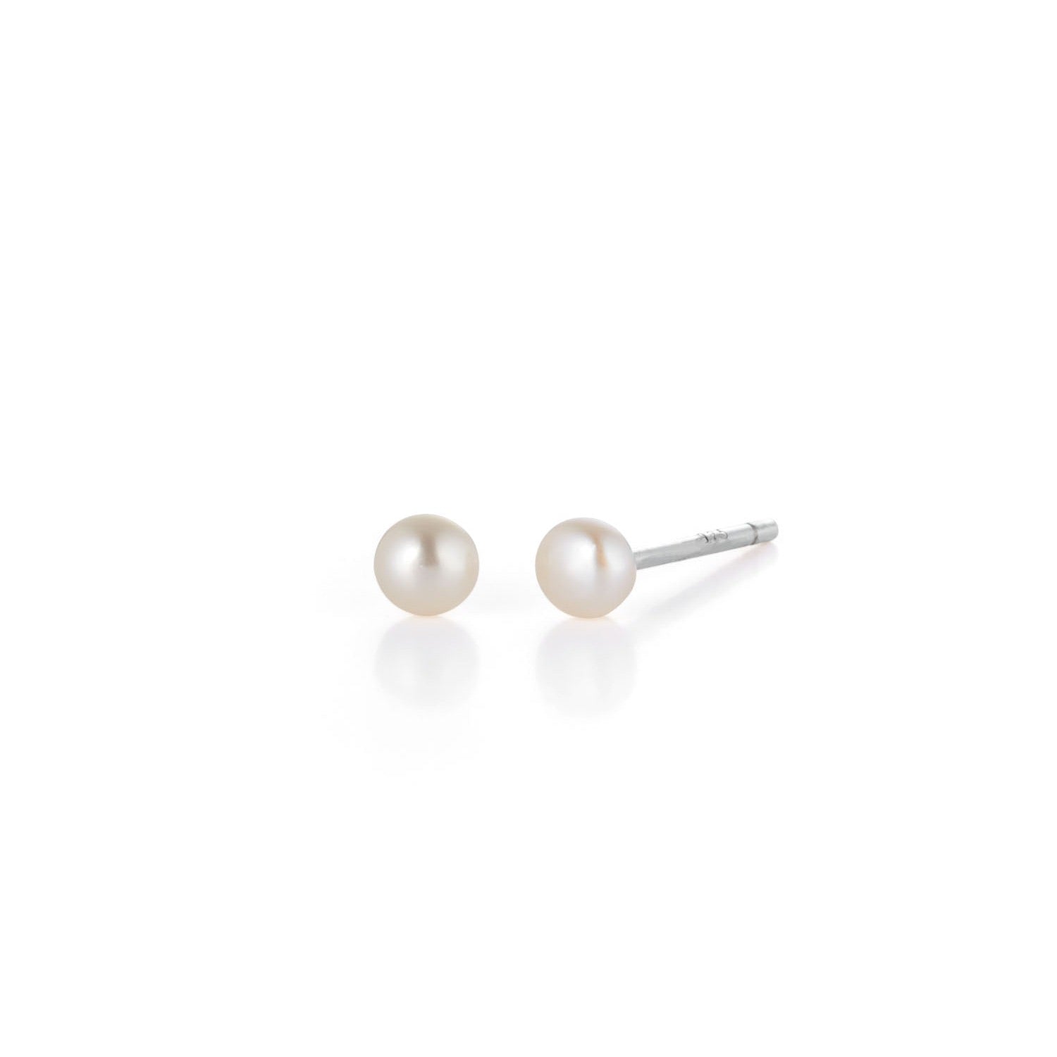 Tiny Button Stud Pearl Earrings White
