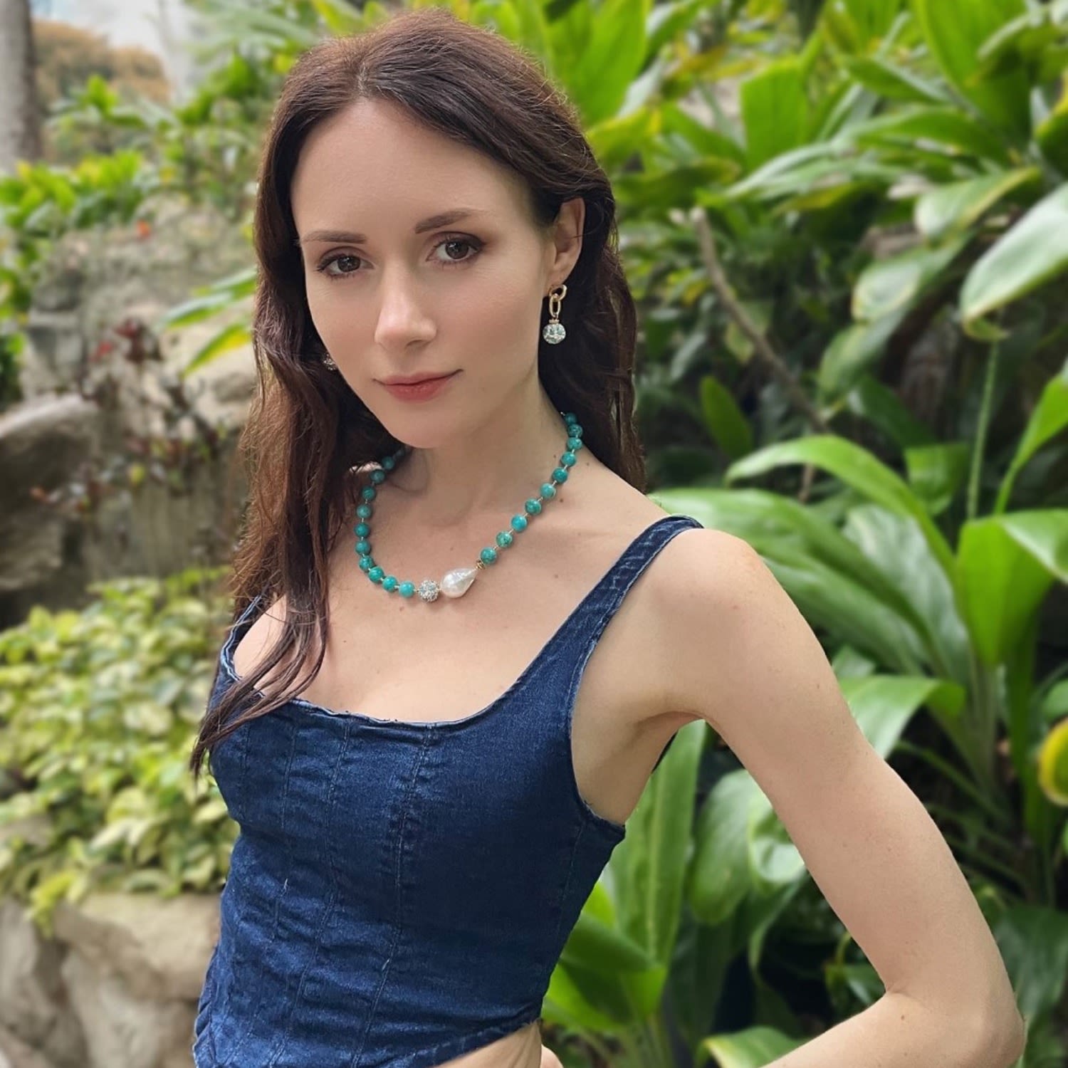 Turquoise With Baroque Pearl & Rhinestones Short Necklace