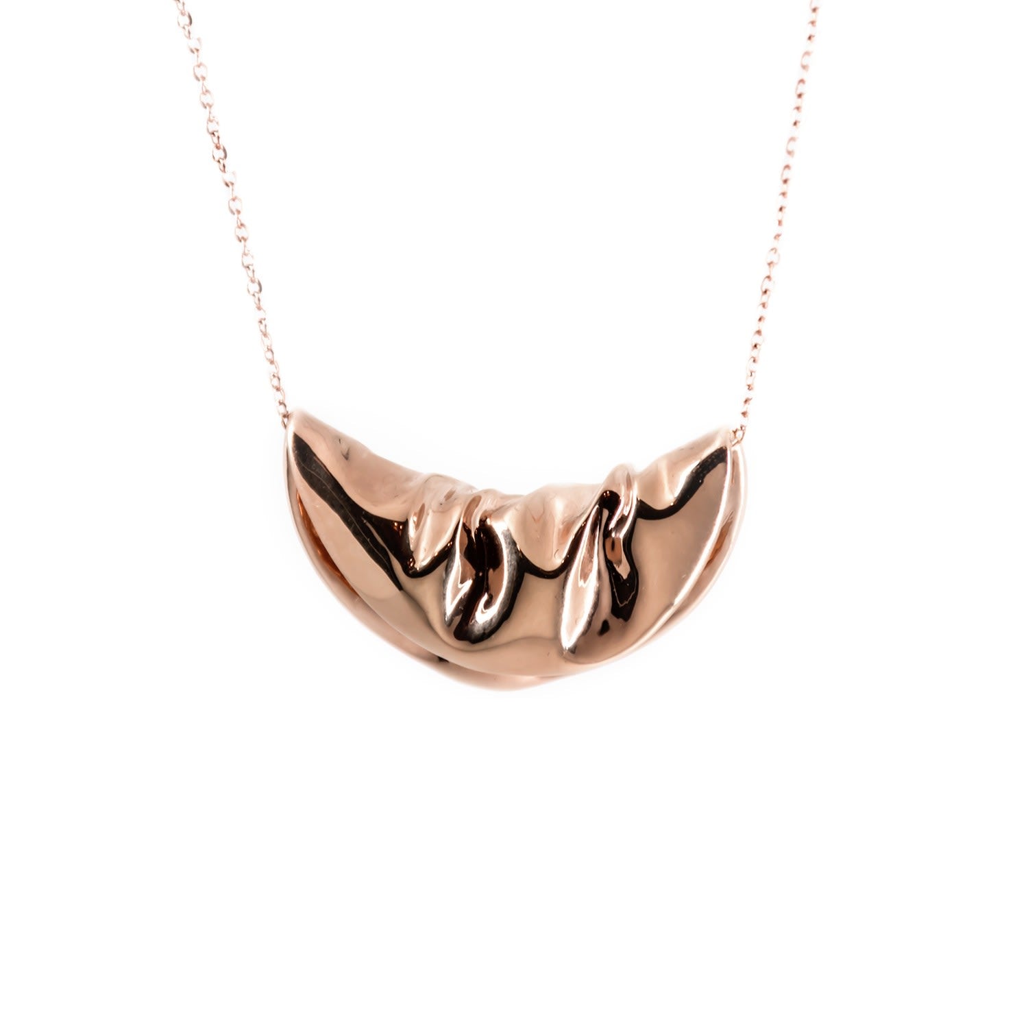 Plié Pendant Draped Circle Medium