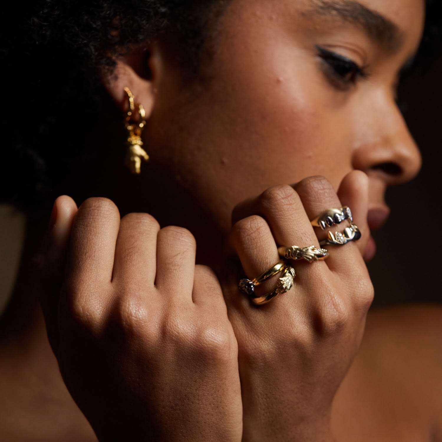 Touch No Evil – Silver & Gold Hands
