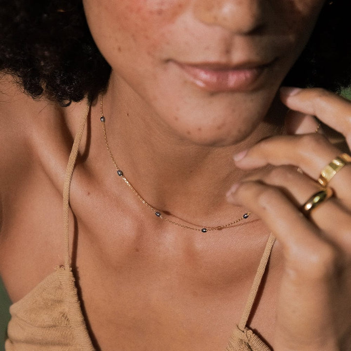 black-seed-pearl-chain-necklace-18ct-gold-plated-daisy-london
