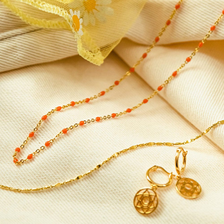 treasures-coral-beaded-necklace-18ct-gold-plated-daisy-london