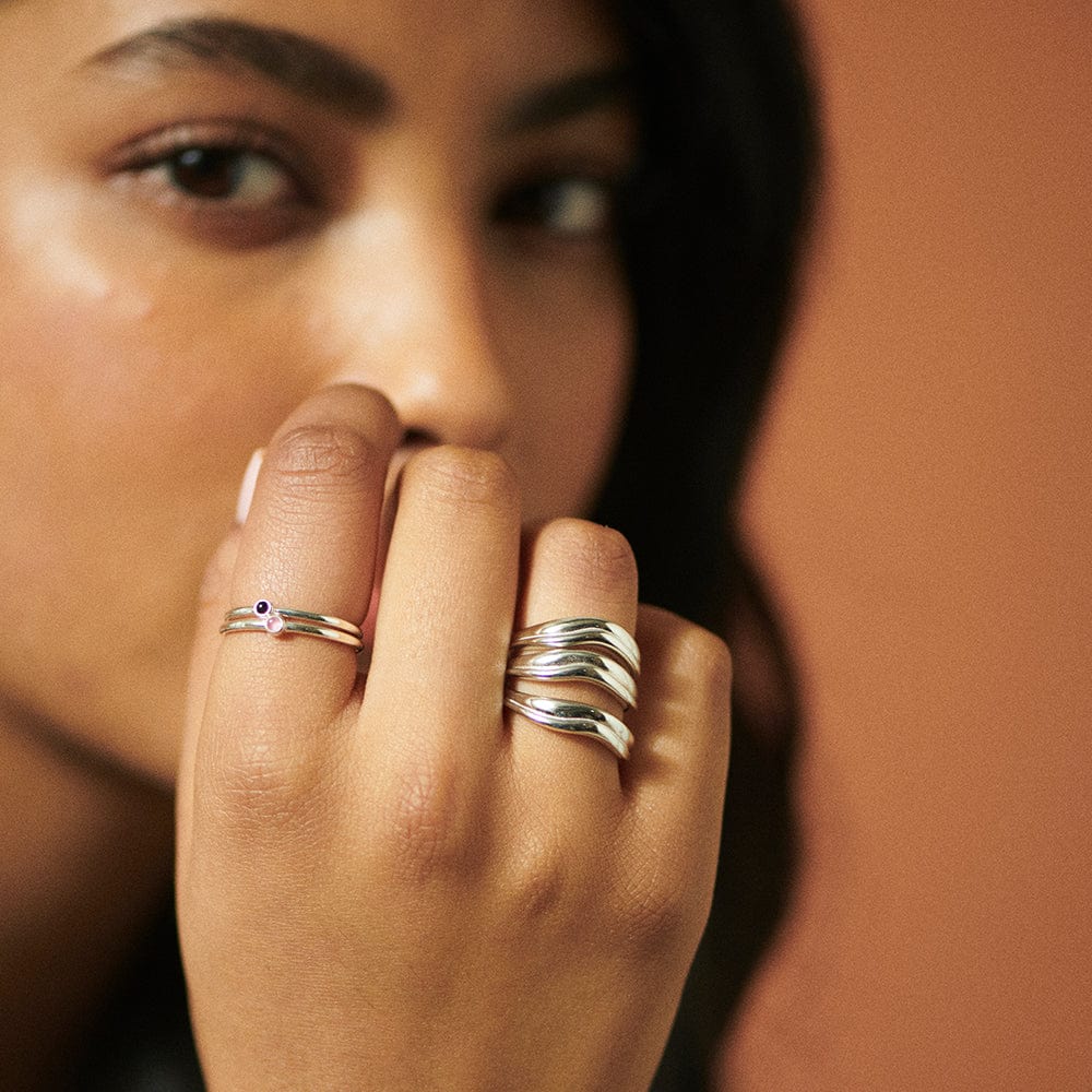 sandwave-band-ring-925-sterling-silver-daisy-london