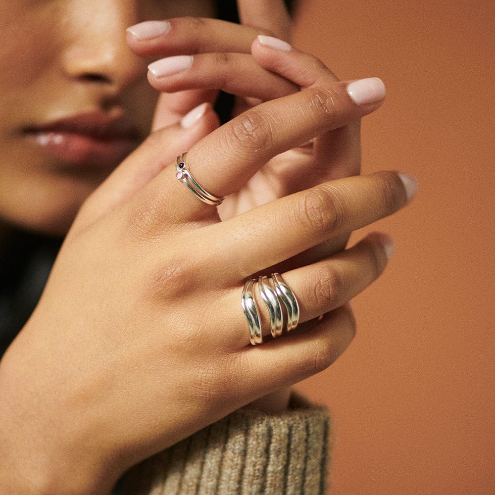 sandwave-band-ring-925-sterling-silver-daisy-london