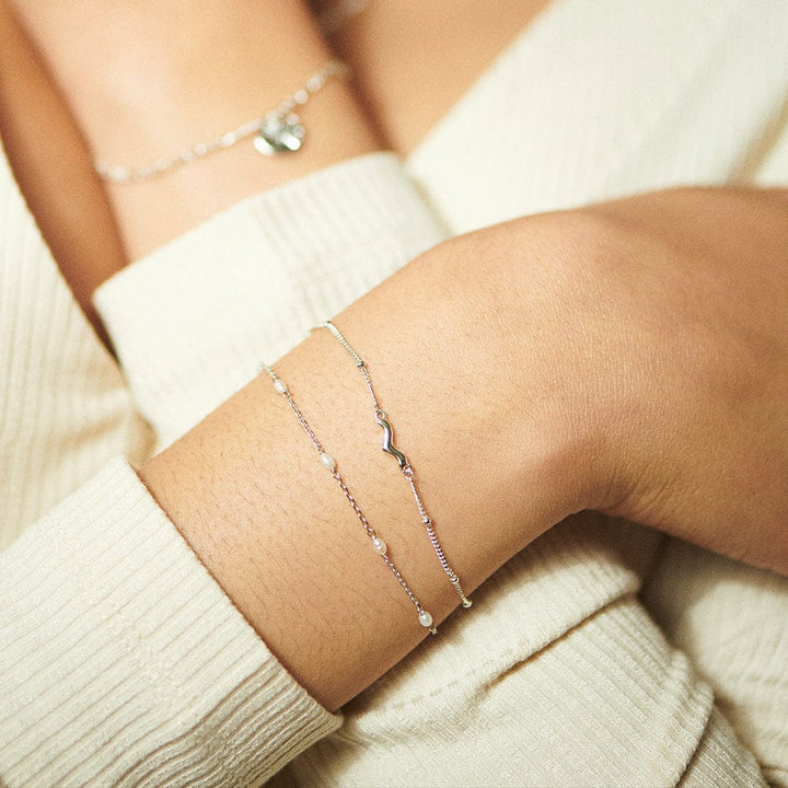 seed-pearl-chain-bracelet-925-sterling-silver-daisy-london