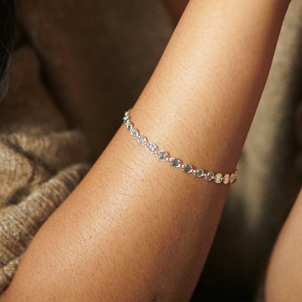 textured-sunburst-chain-bracelet-925-sterling-silver-daisy-london