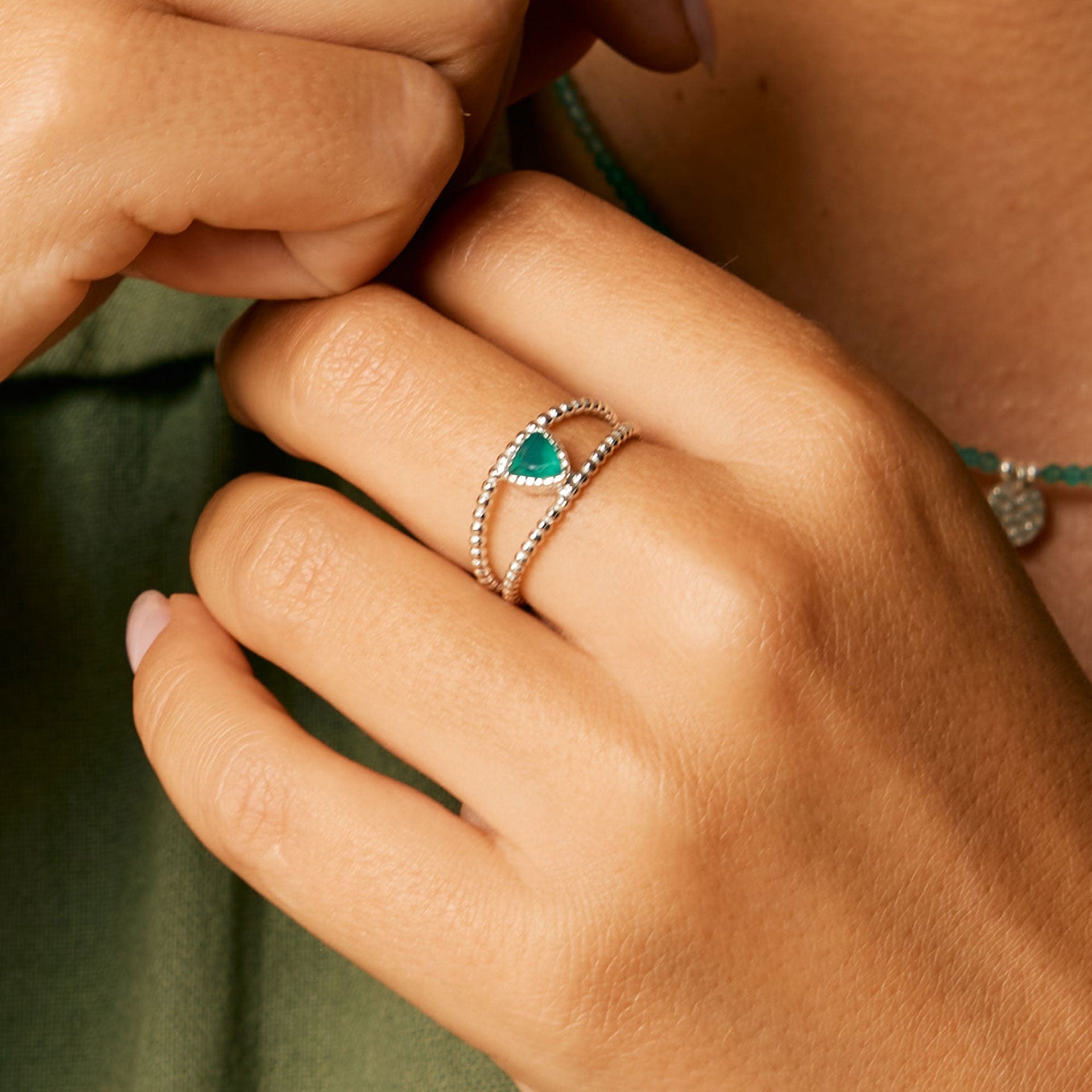 Trillion Rawa Silver Stacking Ring - Green Onyx