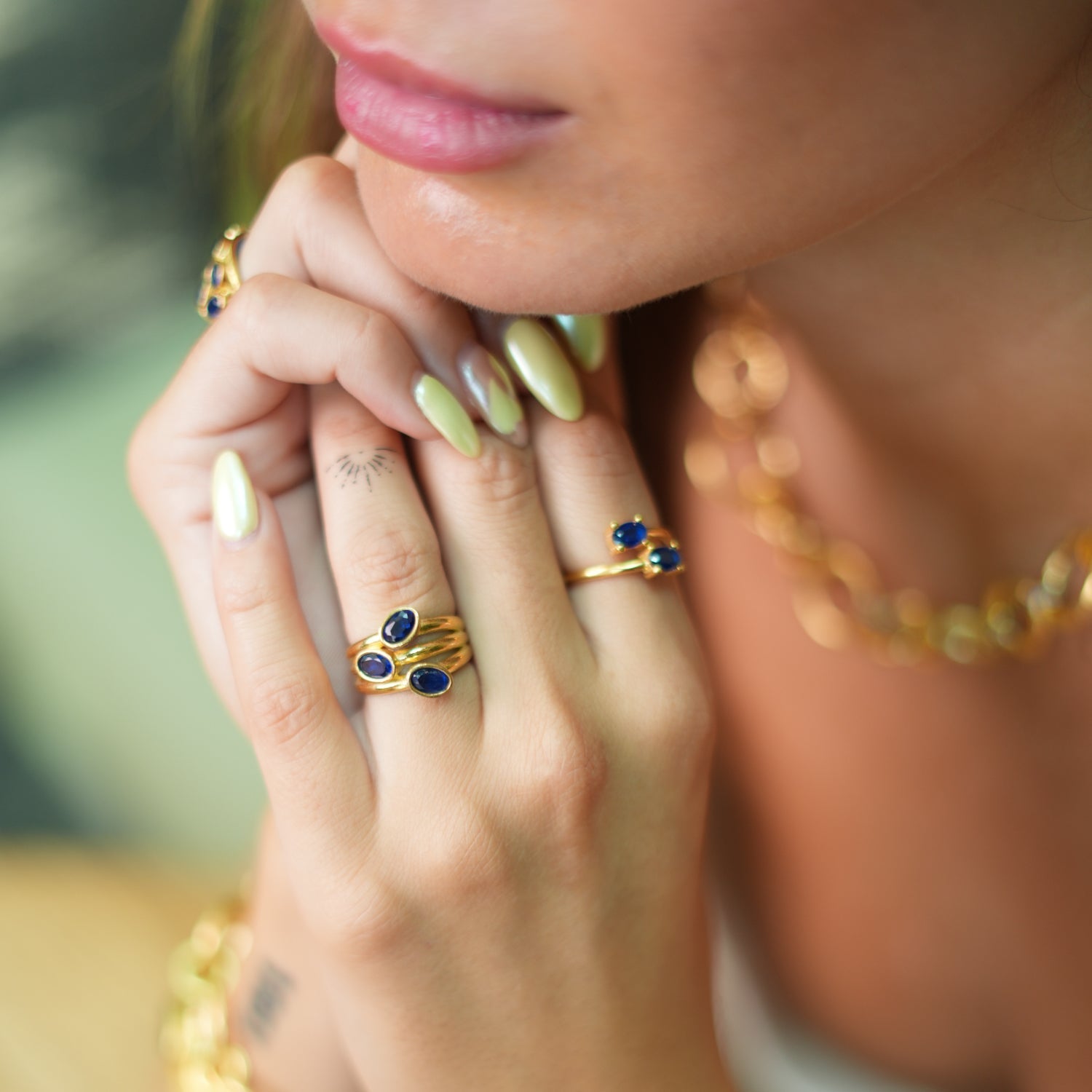 Trio Sapphire Gemstone & Gold Stylish Adjustable Cocktail Ring - Navyblue