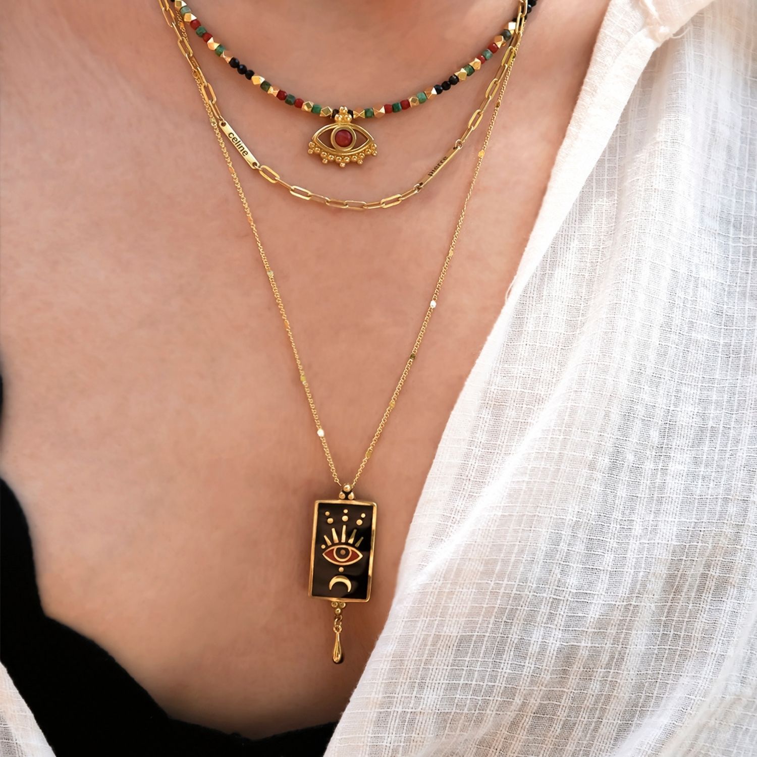 Tulua - Eye Pendant Necklace
