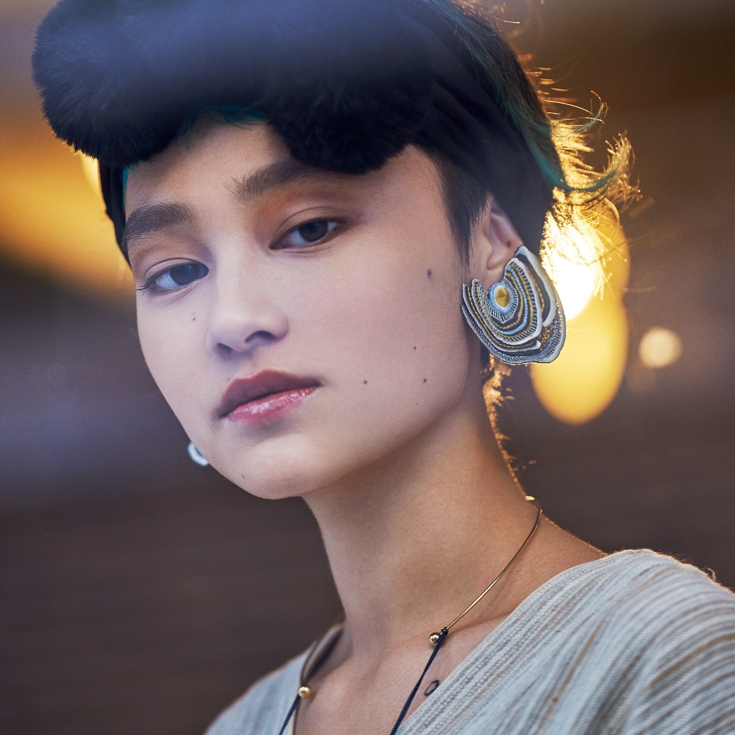 Turkey Tail Embroidery Earrings - Grey