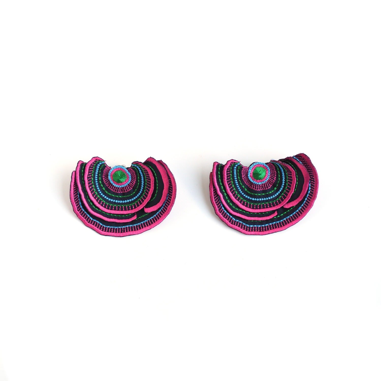 Turkey Tail Embroidery Earrings - Pink