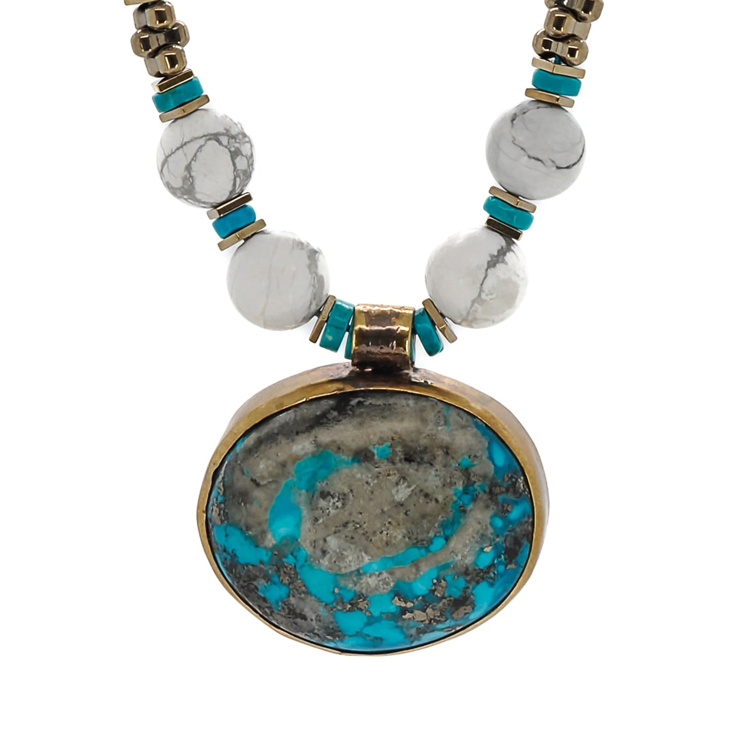 Vintage Style Turquoise Stone Pendant Beaded Necklace - Turquoise