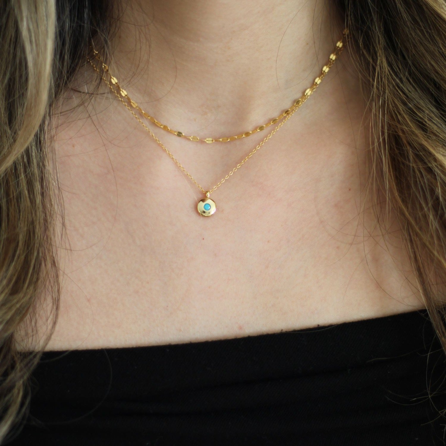 Turquoise Gold Round Pendant Necklace