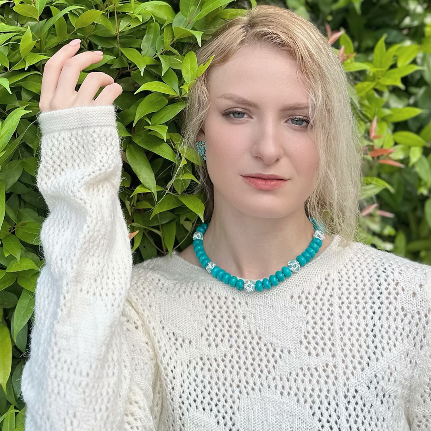 Turquoise With Rhinestones Bordered Short Necklace