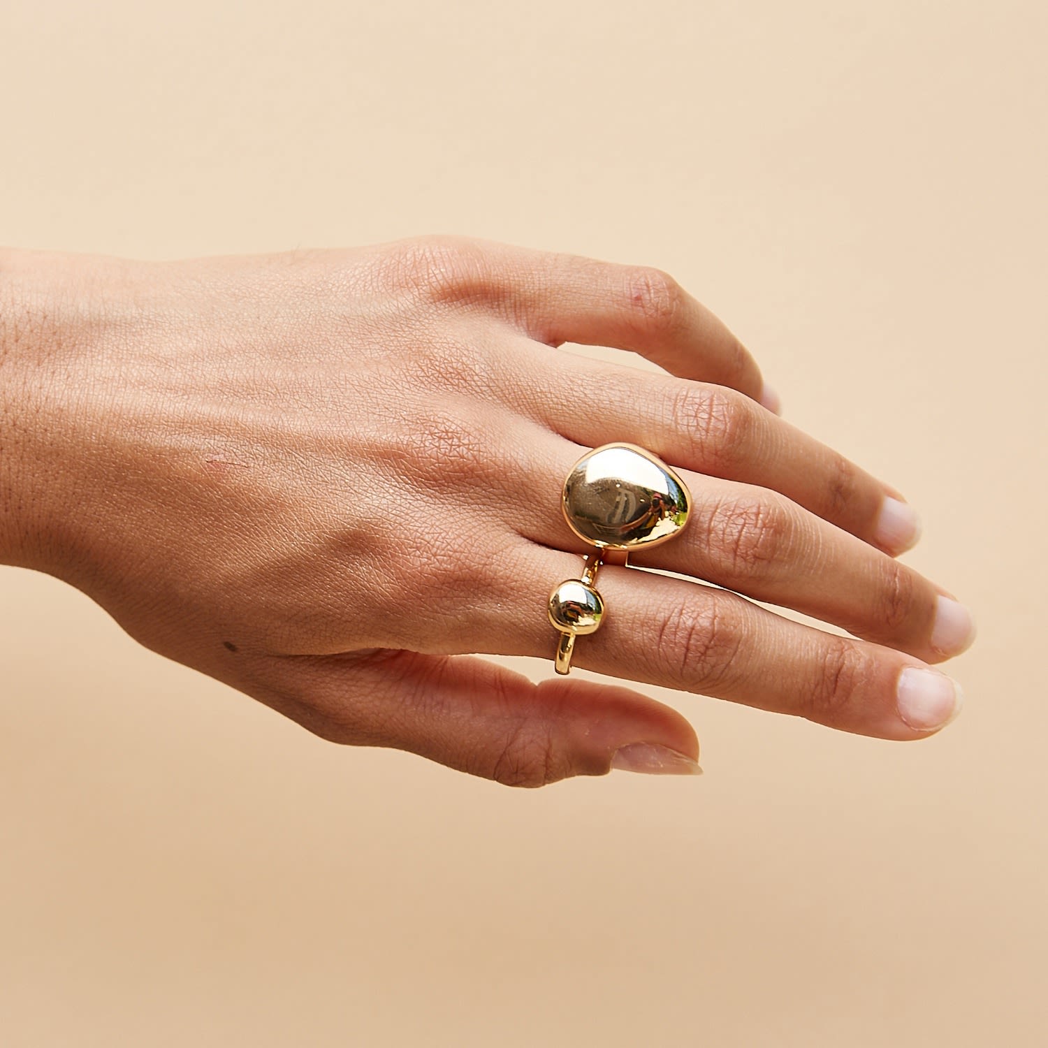 Galina Ring Medium Gold