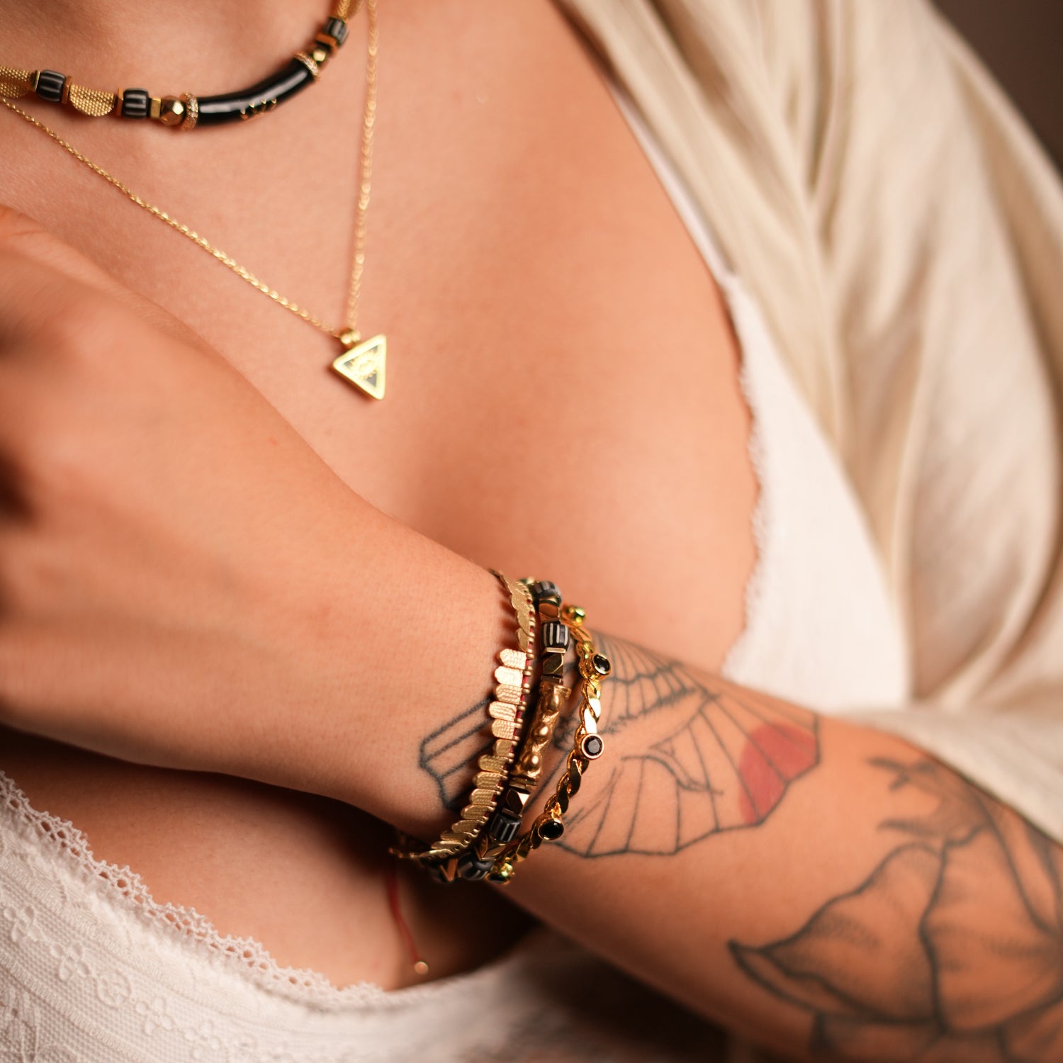 Twisted Black Onyx & Gold Dainty Cuff Bracelet - Black