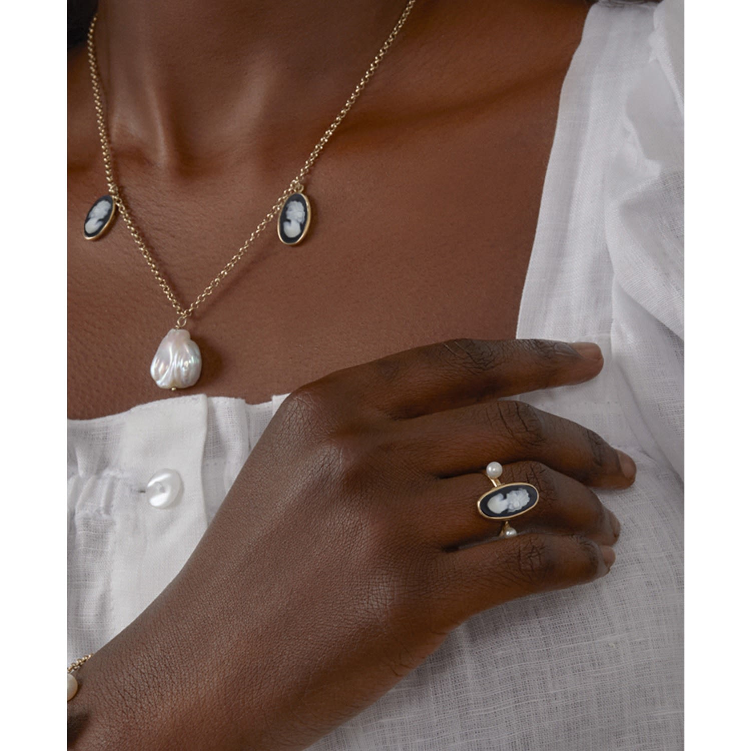 Medea Gold-Plated Black Cameo And Pearl Ring